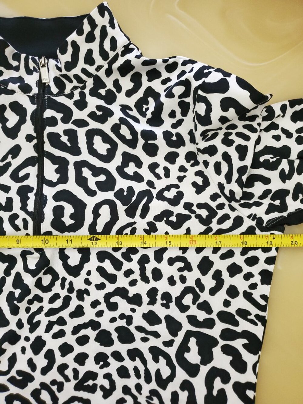 Tail Activewear Animal Print Long Sleeve 1/4 Zip Tennis Pickleball Golf Top M - Picture 9 of 13